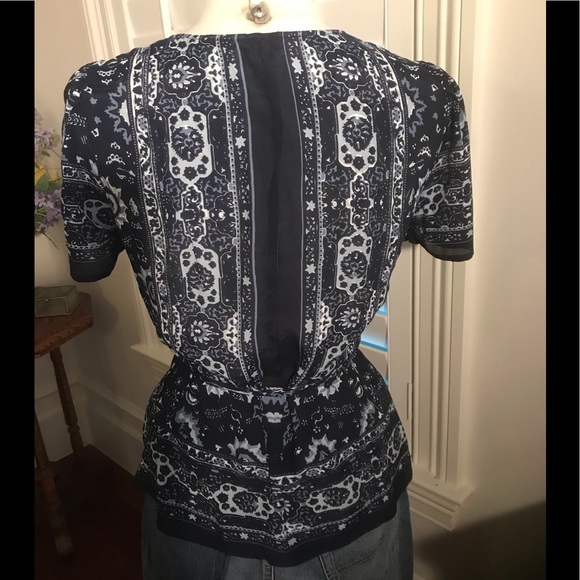 Lucky Brand Bandanna Print Wrap Top - Picture 2 of 6